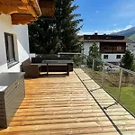 Apartament Garden House *