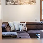 דירה Garden House