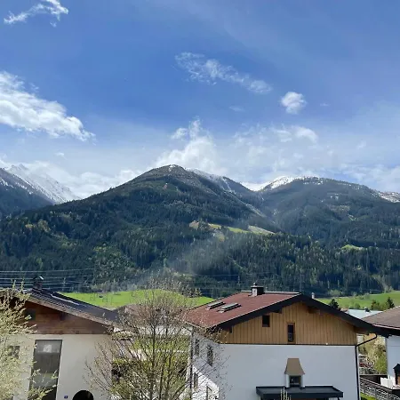 Apartament Garden House *