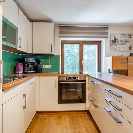 Apartament Garden House *