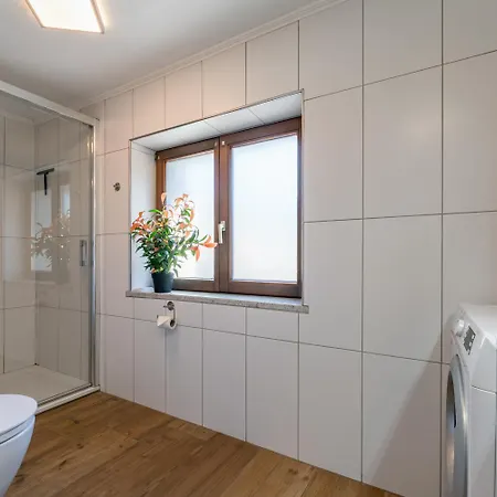 Garden House Apartament *