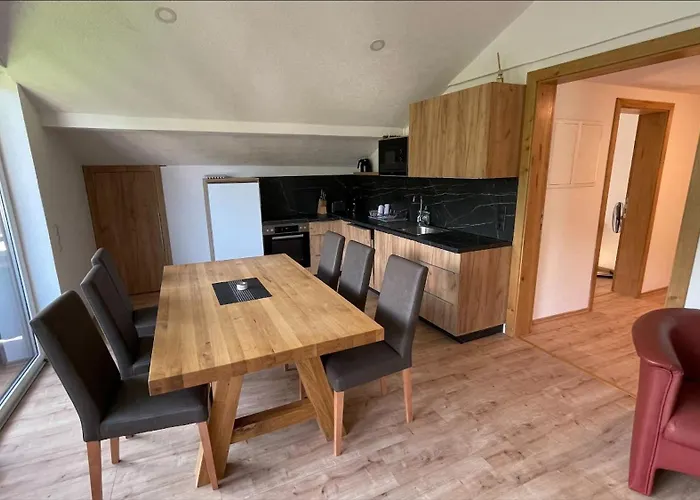 Garden House 니에데른실