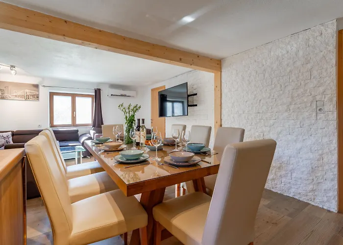 Garden House 아파트 니에데른실